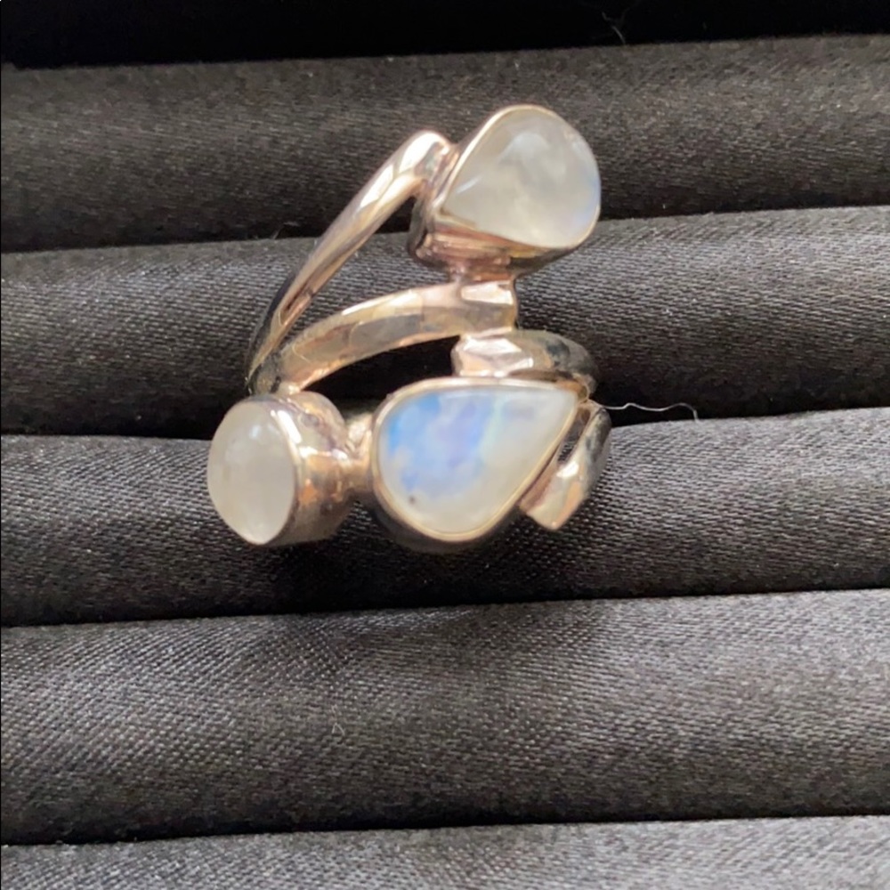 Statement ring - Picture 2 of 3